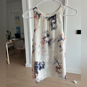 Vince Camuto floral tank top